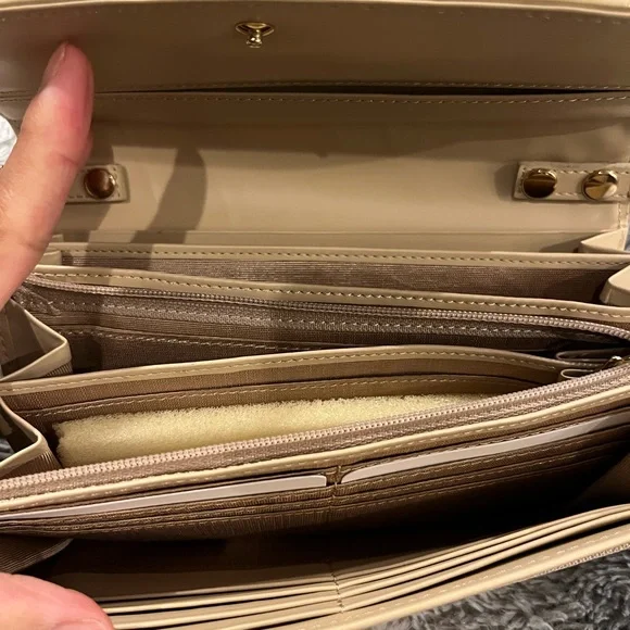 Wallet - Picture 5 of 8